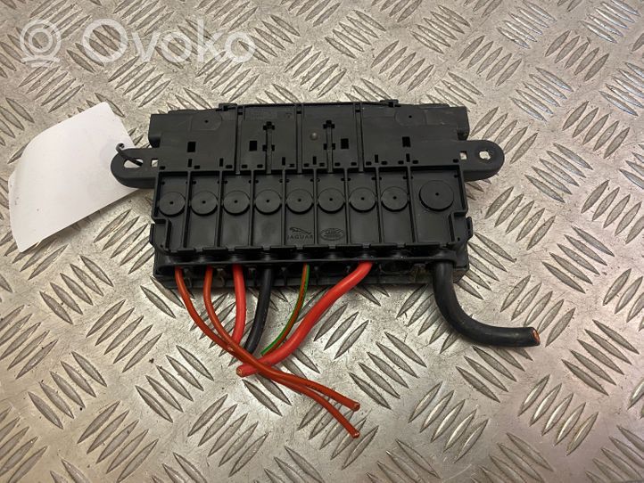 Land Rover Discovery 5 Module de fusibles HPLA14A073KA