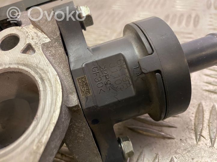 Toyota C-HR Boîtier de thermostat / thermostat 