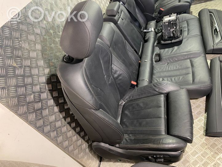 BMW X6 F16 Seat set 