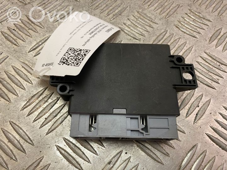 Mercedes-Benz GLA W156 Parking PDC control unit/module A0009006713