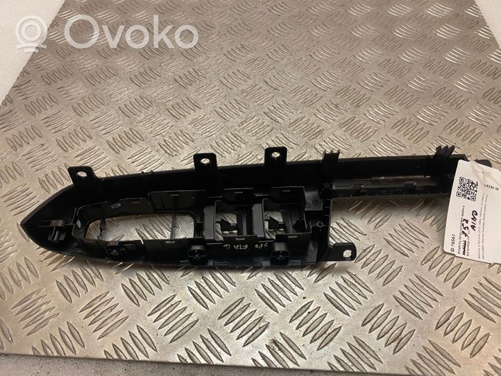 KIA Sportage Support bouton lève vitre porte avant 4A9495B110