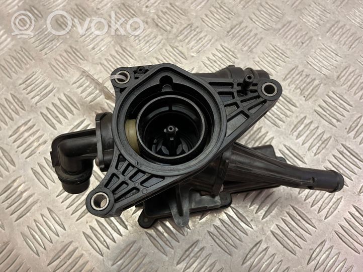 Hyundai Tucson IV NX4 Termostat / Obudowa termostatu 256002M810