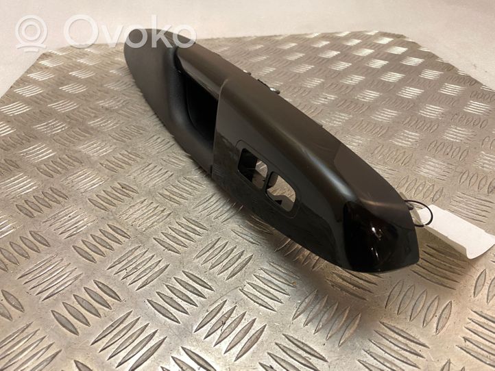 KIA Sportage Rear door window switch trim 83720F1010