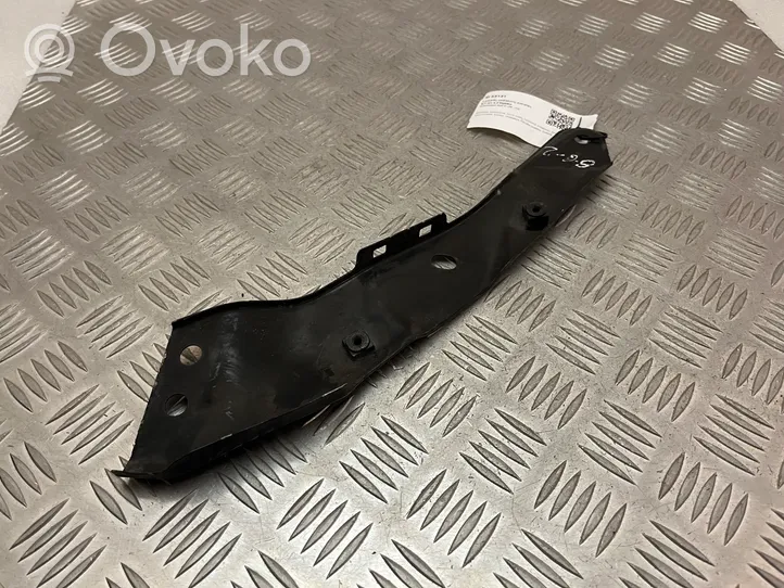 Volkswagen Golf VI Staffa del pannello di supporto del radiatore 5K0806930B