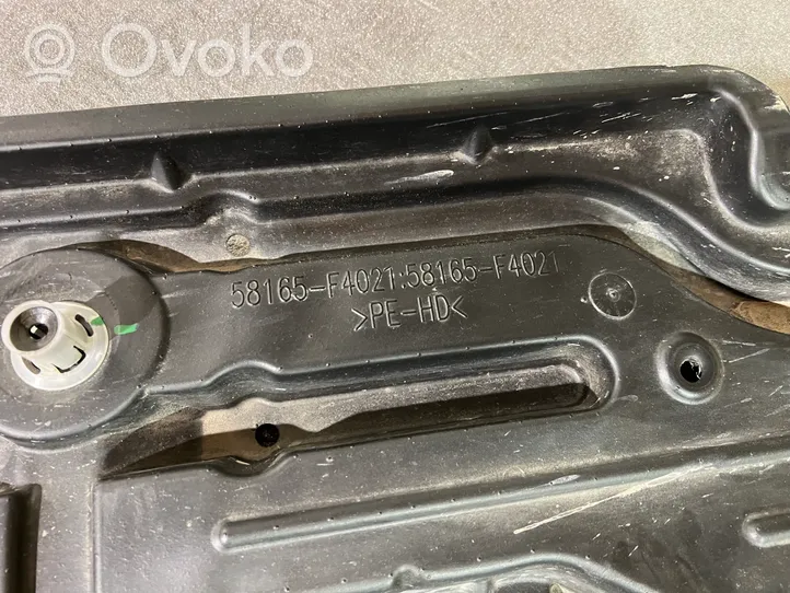 Toyota C-HR Protection inférieure latérale 58165F4020