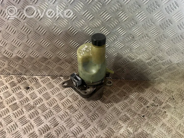 Volvo V50 Pompe de direction assistée 9V613K514AC