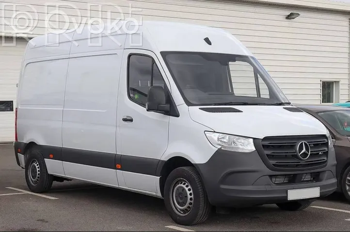 Mercedes-Benz Sprinter W907 W910 Spiegelblinker A9109064600