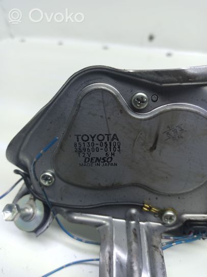 Toyota Avensis T250 Moteur d'essuie-glace arrière 8513005100