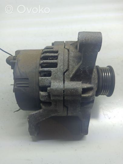 Audi A4 S4 B5 8D Generatore/alternatore 