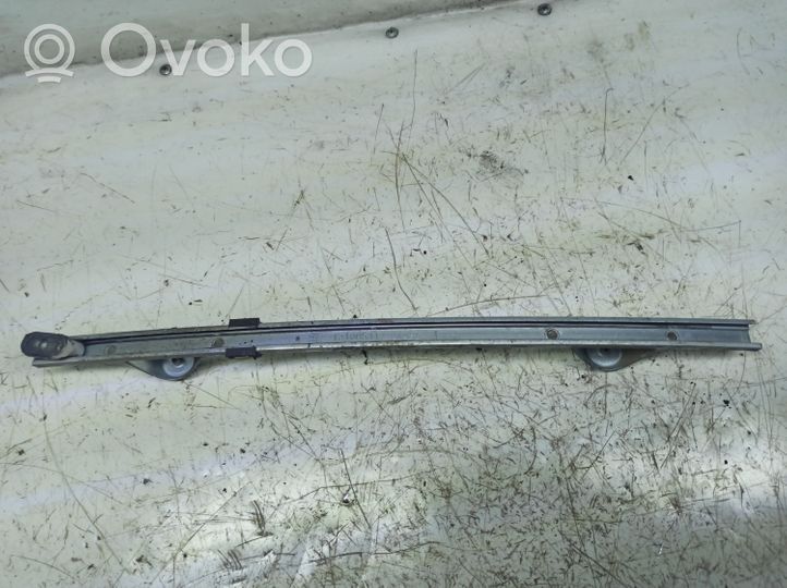 Opel Astra H Front door windshield rail 13100541