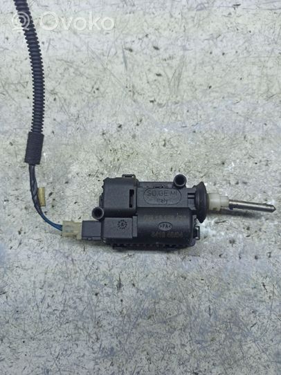 Opel Astra H Central locking motor 13158426