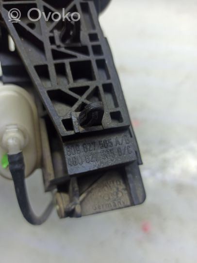 Audi A4 S4 B5 8D Uchwyt / Rączka zewnętrzna otwierania klapy tylnej / bagażnika 4B0827565BC