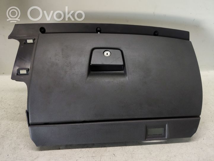 Volvo V50 Glove box set 