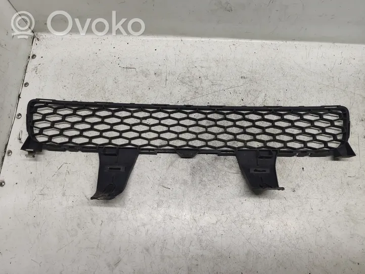 Toyota Corolla Verso AR10 Grille inférieure de pare-chocs avant 