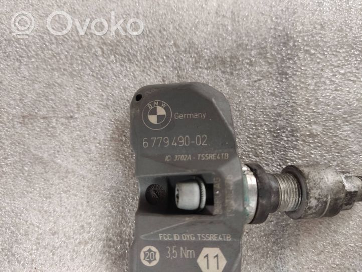 BMW X5 E70 Tire pressure sensor 6779490