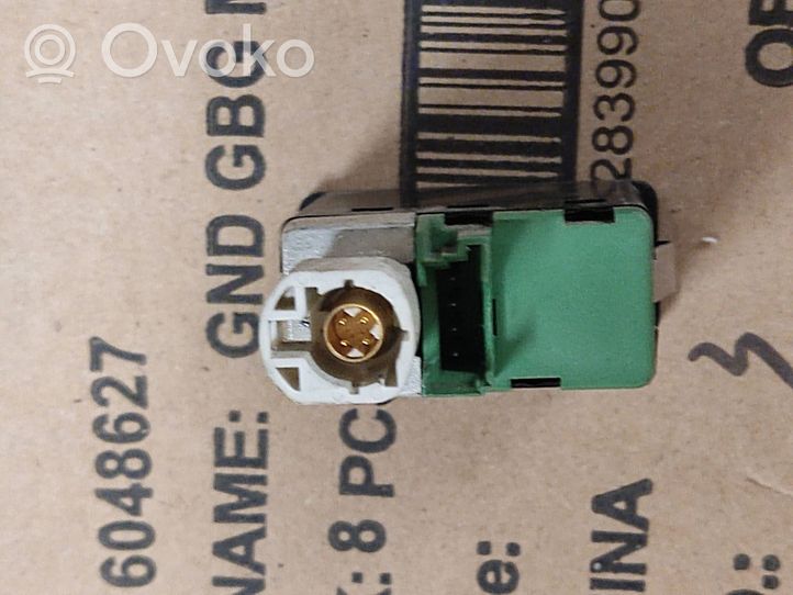 BMW 7 F01 F02 F03 F04 Connettore plug in USB 9129652