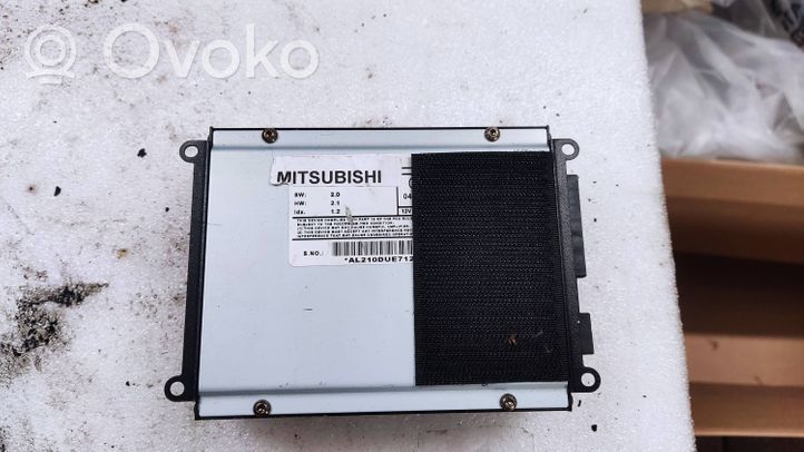 Mitsubishi Outlander Vahvistin AL210DUE712