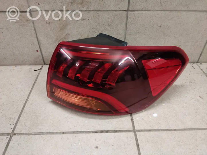 KIA Sorento Rear/tail lights 92402C5600