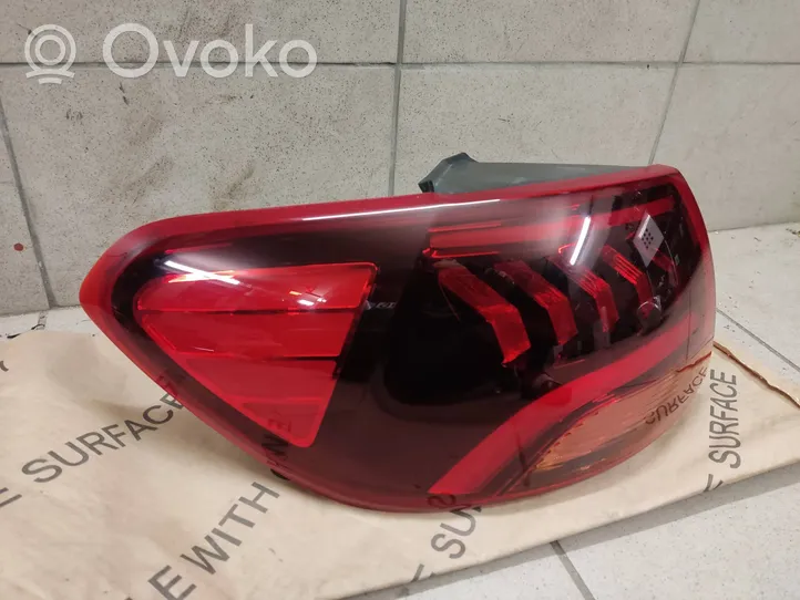 KIA Sorento Rear/tail lights 92401-C5600