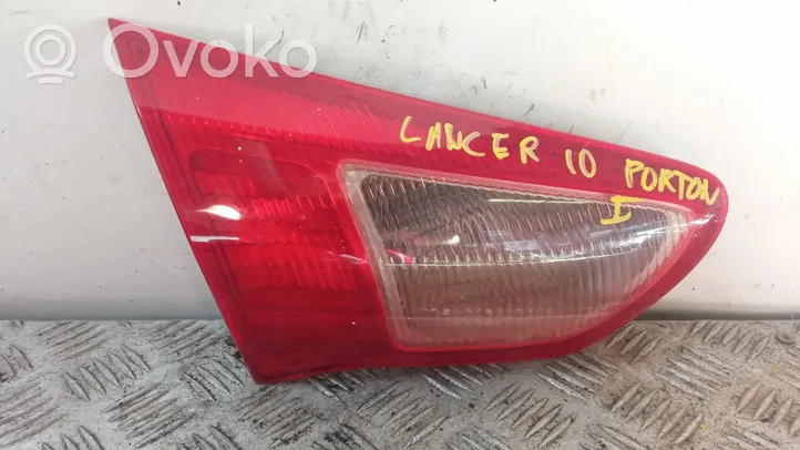 Mitsubishi Lancer VIII Rear/tail lights 13287977