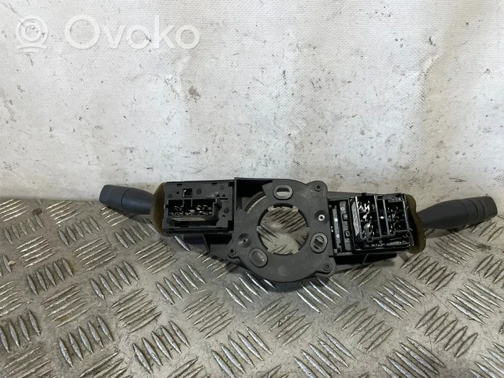 Citroen Saxo Daudzfunkciju vadības slēdzis / poga 9619490380