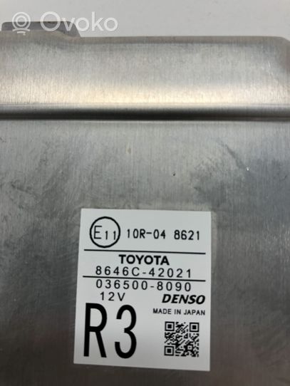 Toyota RAV 4 (XA40) Tuulilasin tuulilasikamera 8646C42021