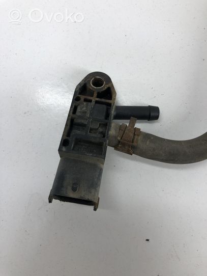 Nissan Qashqai Išmetamųjų dujų slėgio daviklis 0281002772