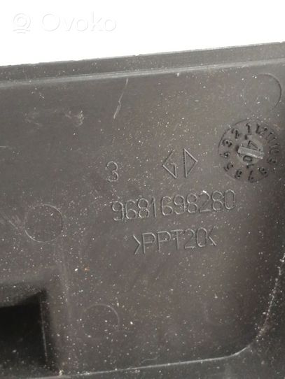 Citroen C4 Grand Picasso Kita bagažinės apdailos detalė 9681698280