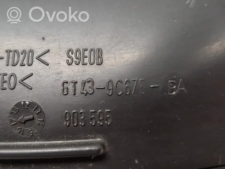Ford Mondeo MK V Oro paėmimo kanalo detalė (-ės) GT439C675BA