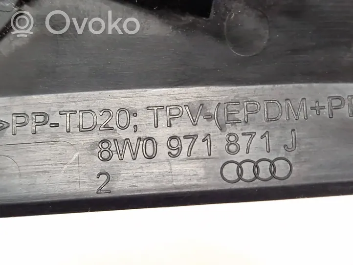 Audi A4 S4 B9 Inne części komory silnika 8W0971871J