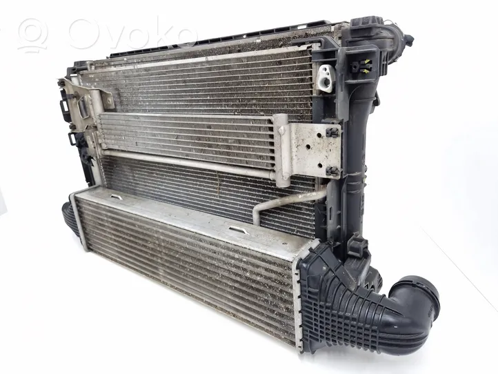 Mercedes-Benz CLS C218 X218 Kit Radiateur A2045000200