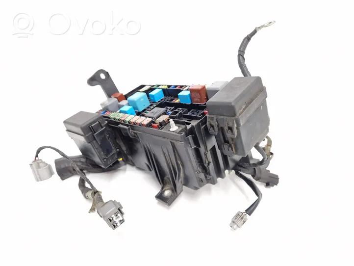 Toyota Land Cruiser (J120) Sulakemoduuli 9098702025