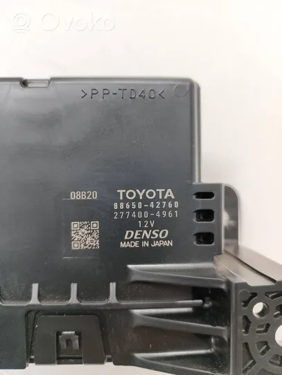 Toyota RAV 4 (XA40) Antennin ohjainlaite 8865042760