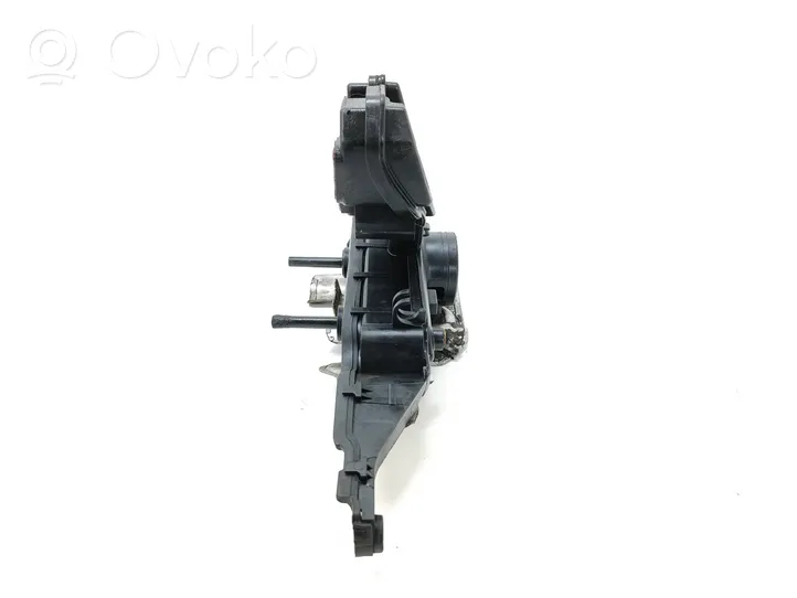 Renault Laguna III Separatore dello sfiato dell’olio 8200673395