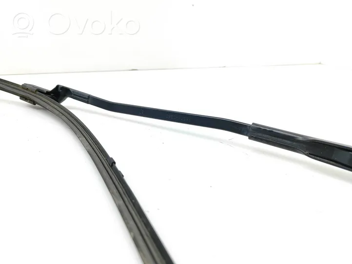 Citroen C4 II Front wiper blade arm 9687490380