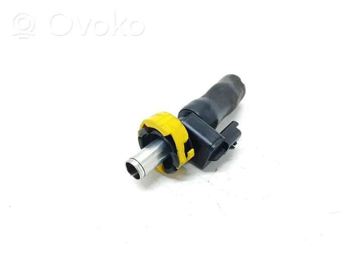 Peugeot 208 Breather valve 9677815380