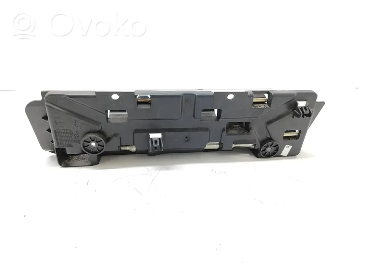 Peugeot 5008 Instrumentu kaste 9687718577