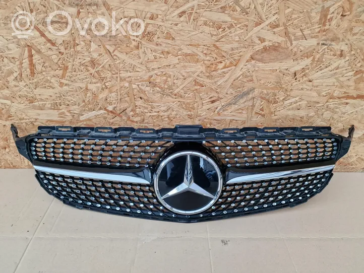 Mercedes-Benz C AMG W205 Grille de calandre avant A2058800307