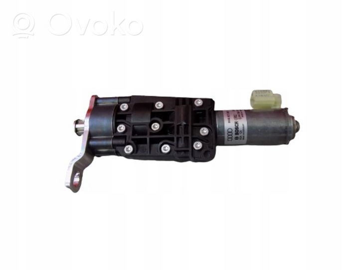 Audi A4 S4 B9 Takaluukun/tavaratilan luukun nostomoottori 8W9827851A