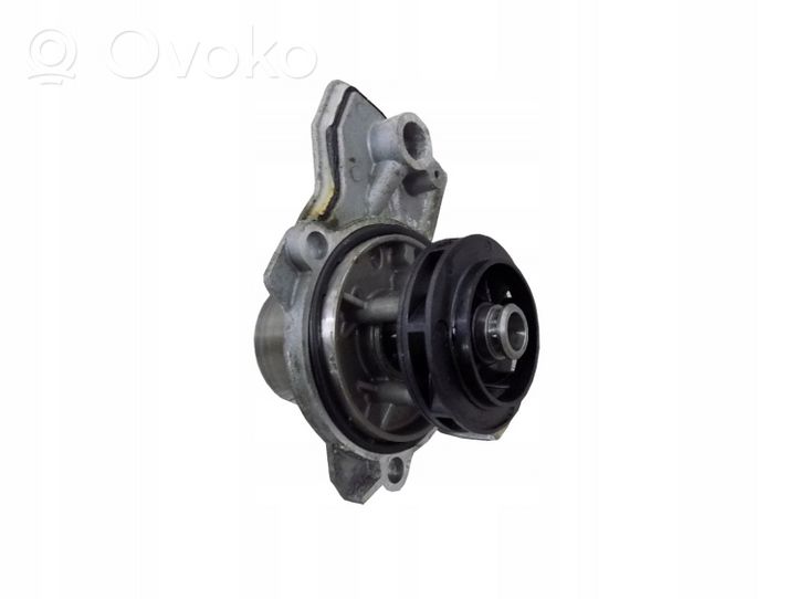 Volkswagen Polo V 6R Water pump 04B121011E