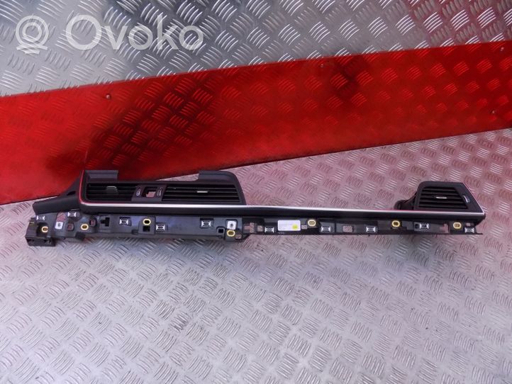 Audi Q5 SQ5 Centrālais gaisa ventilācijas režģis 80B820902C