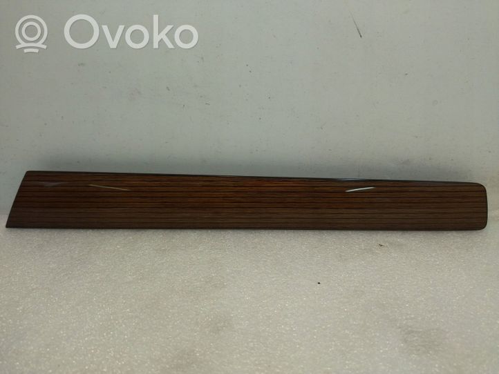 Volkswagen Touareg II Baguette moulure de porte arrière 7P6867450B