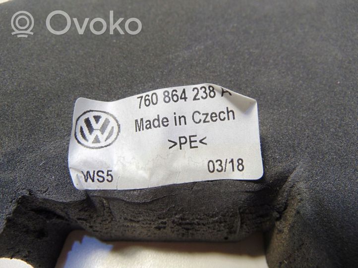 Volkswagen Touareg III Supporto/guarnizione in poliuretano espanso del parafango 760864238A