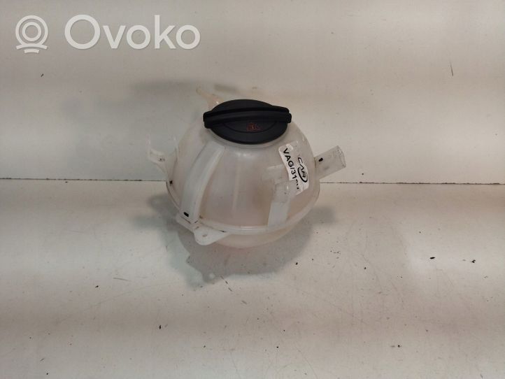 Volkswagen Jetta VI Coolant expansion tank/reservoir 5C0121407