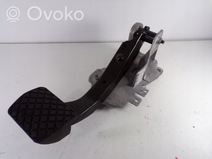 Volkswagen Eos Brake pedal 1K272117G