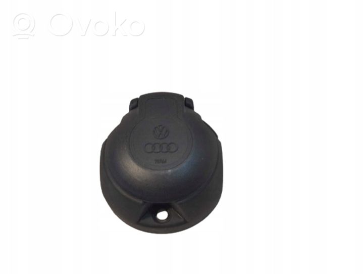 Audi A8 S8 D5 Vetokoukun ohjainlaite/moduuli 4N0055204