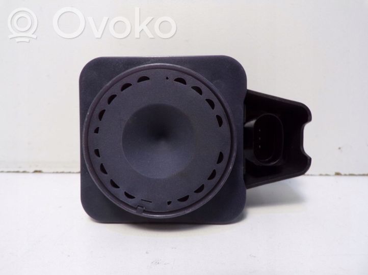 VAC14033 Skoda Octavia Mk3 (5E) Alarm system siren 5Q0951605B Used