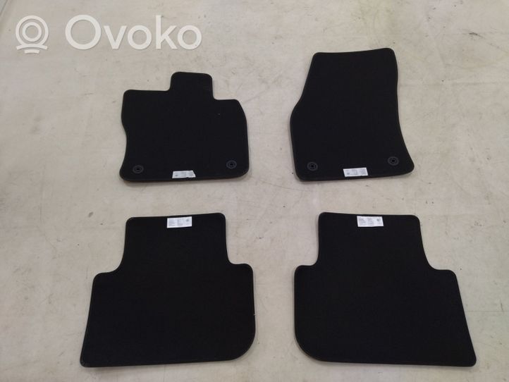 Volkswagen Tiguan Kit tapis de sol auto 5NB863011G