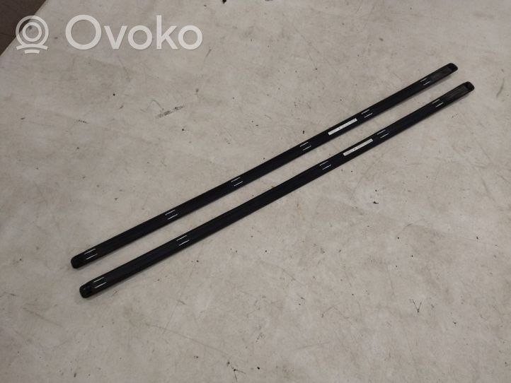 Volkswagen Touareg I Roof bar rail 7L6860183F