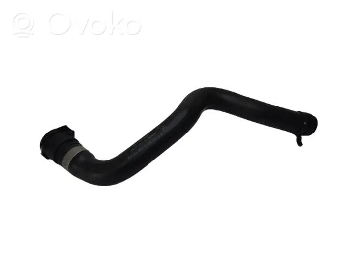 Volkswagen Touareg II Tubo flessibile del liquido di raffreddamento del motore 7P0121101A